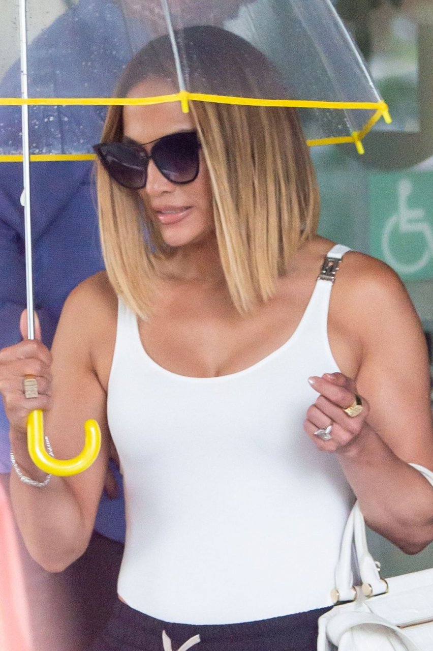Jennifer Lopez Sexy (29 Photos)
