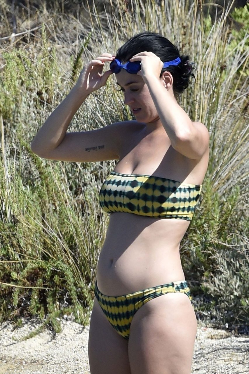 Katy Perry Sexy, Orlando Bloom Nude (61 Photos)