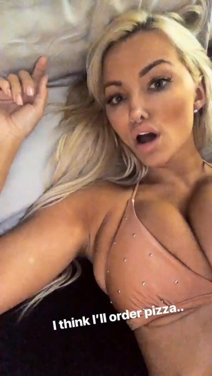 Lindsey Pelas Nude, Topless &amp; Sexy Ultimate Collection (73 Photos)