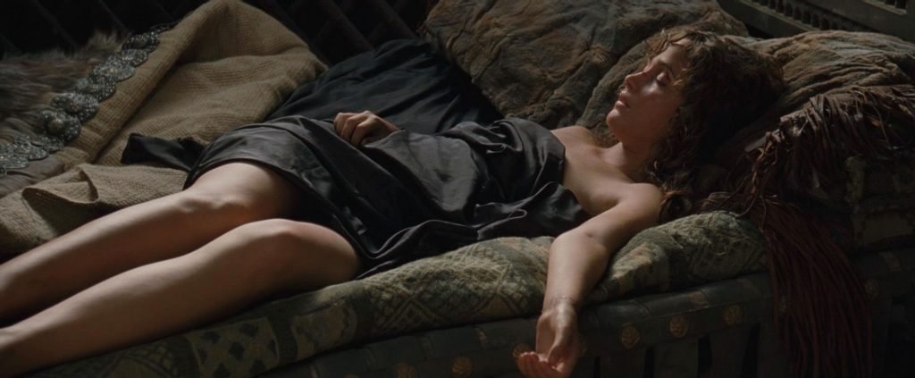 Rose Byrne and Brad Pitt Sex Scene – Troy (8 Pics + GIF &amp; Video)