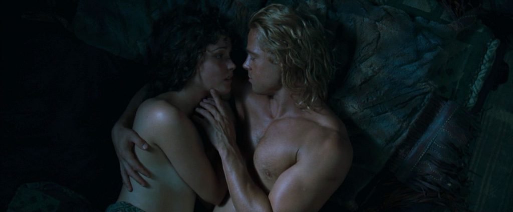 Rose Byrne and Brad Pitt Sex Scene – Troy (8 Pics + GIF &amp; Video)