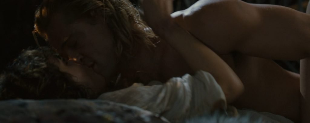 Rose Byrne and Brad Pitt Sex Scene – Troy (8 Pics + GIF &amp; Video)