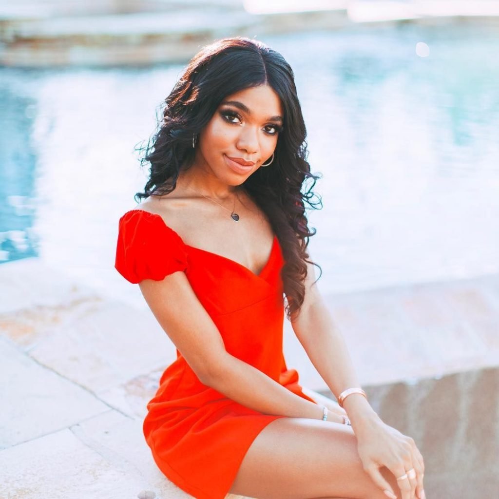 Teala Dunn Nude &amp; Sexy (57 Photos)