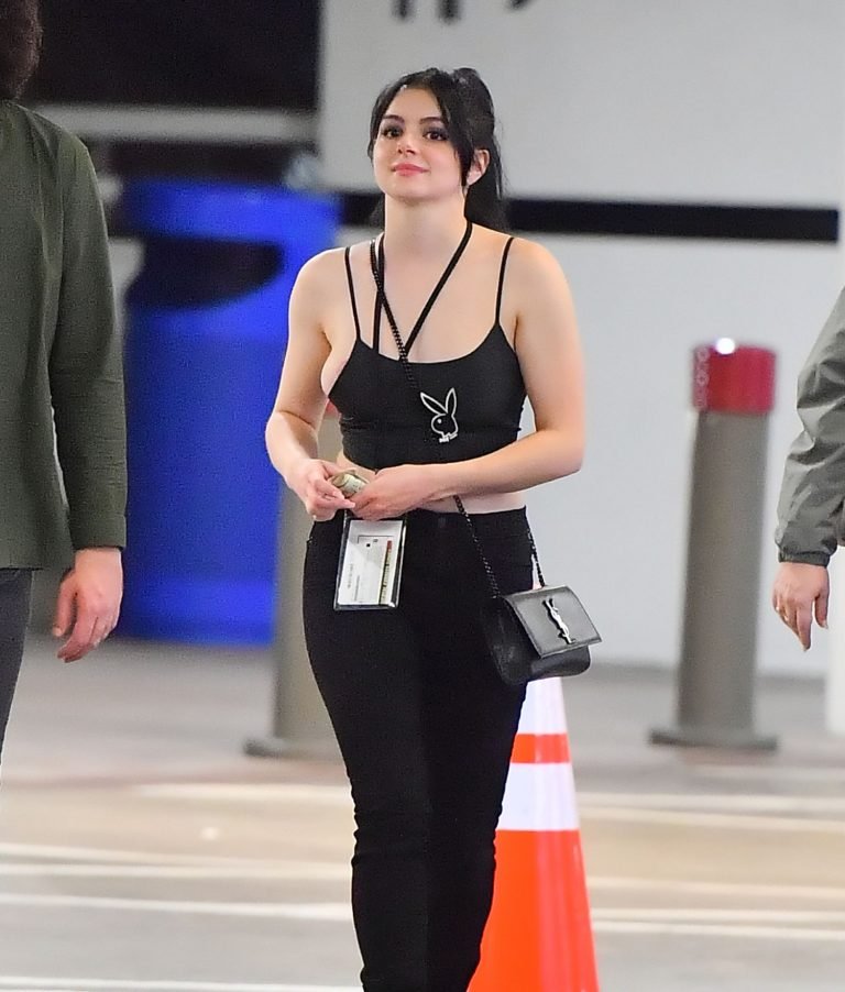 Ariel Winter Areola Slips 36 Photos Thefappening