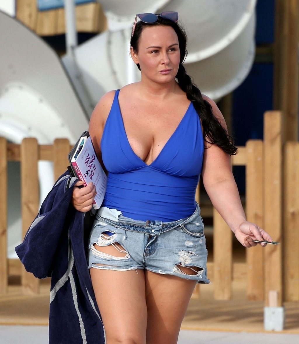 Chanelle Hayes Hot (22 Photos)