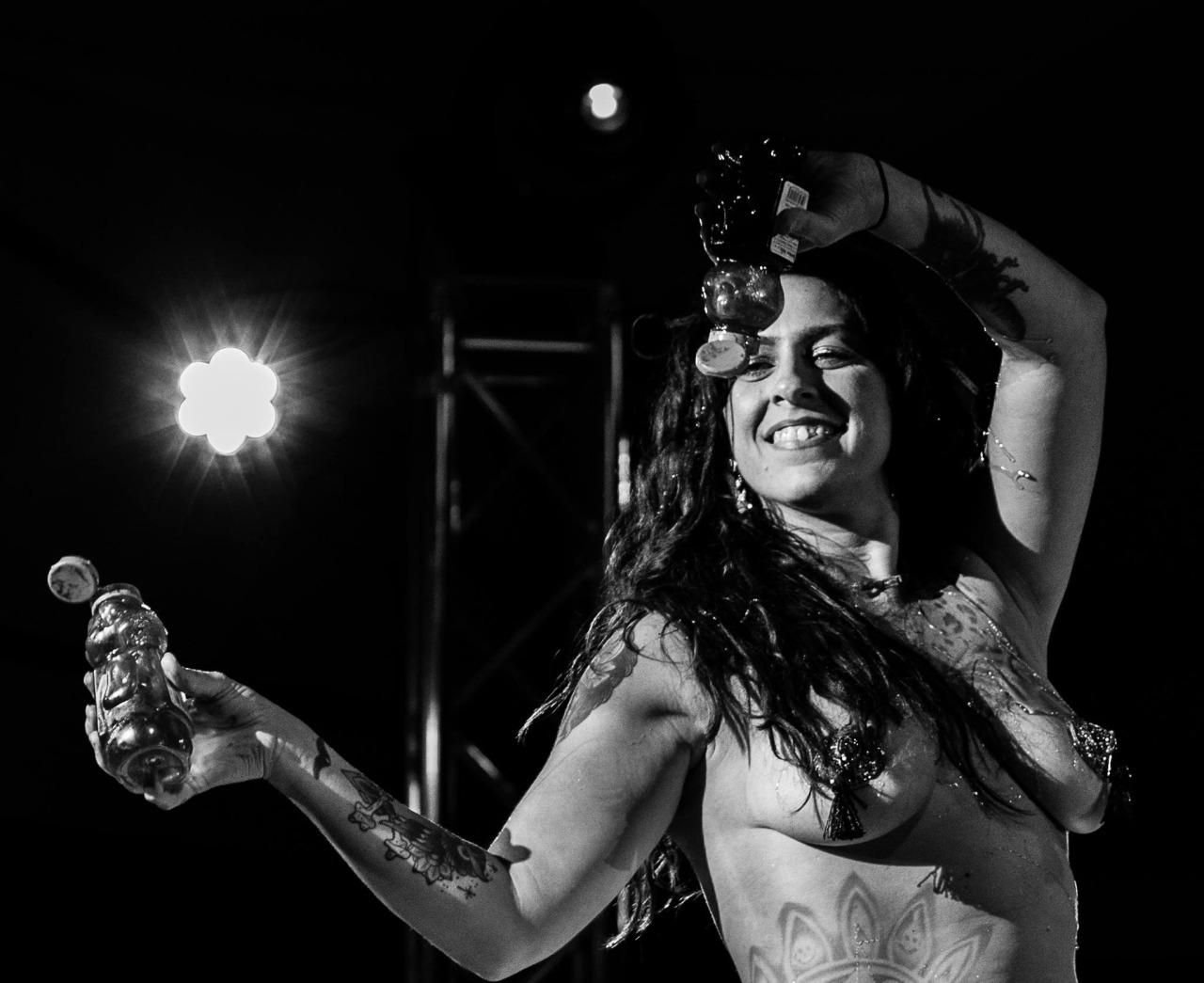 Danielle Colby Nude & Sexy (105 Photos + Video) #TheFappenin. 