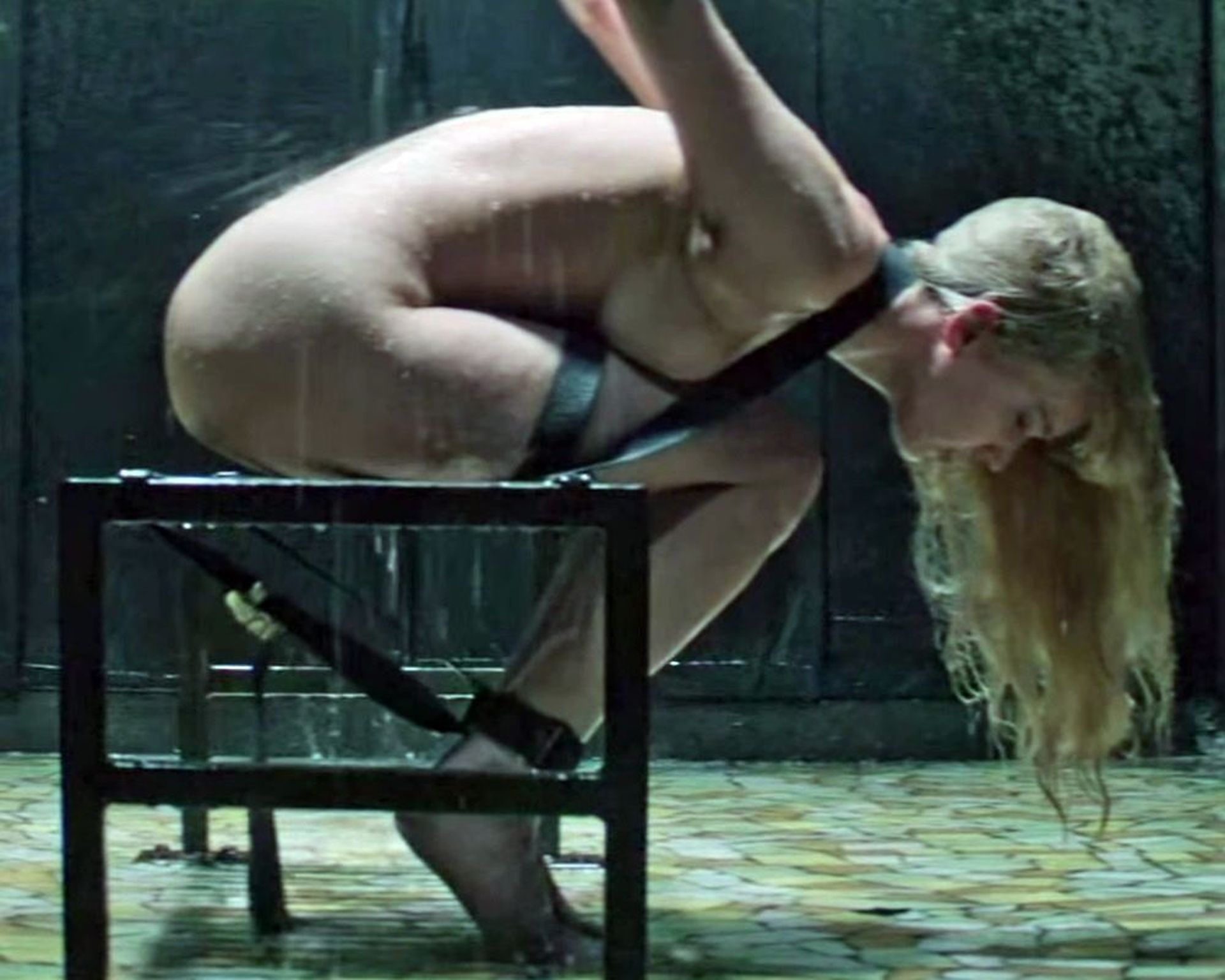 Jennifer Lawrence Naked (1 Pic + GIF) .