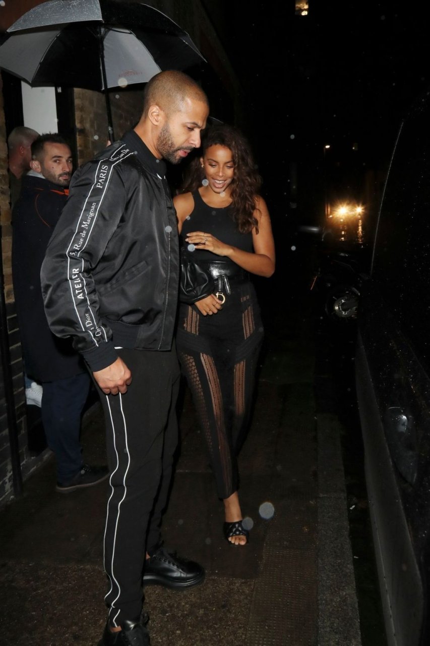 rochelle-humes