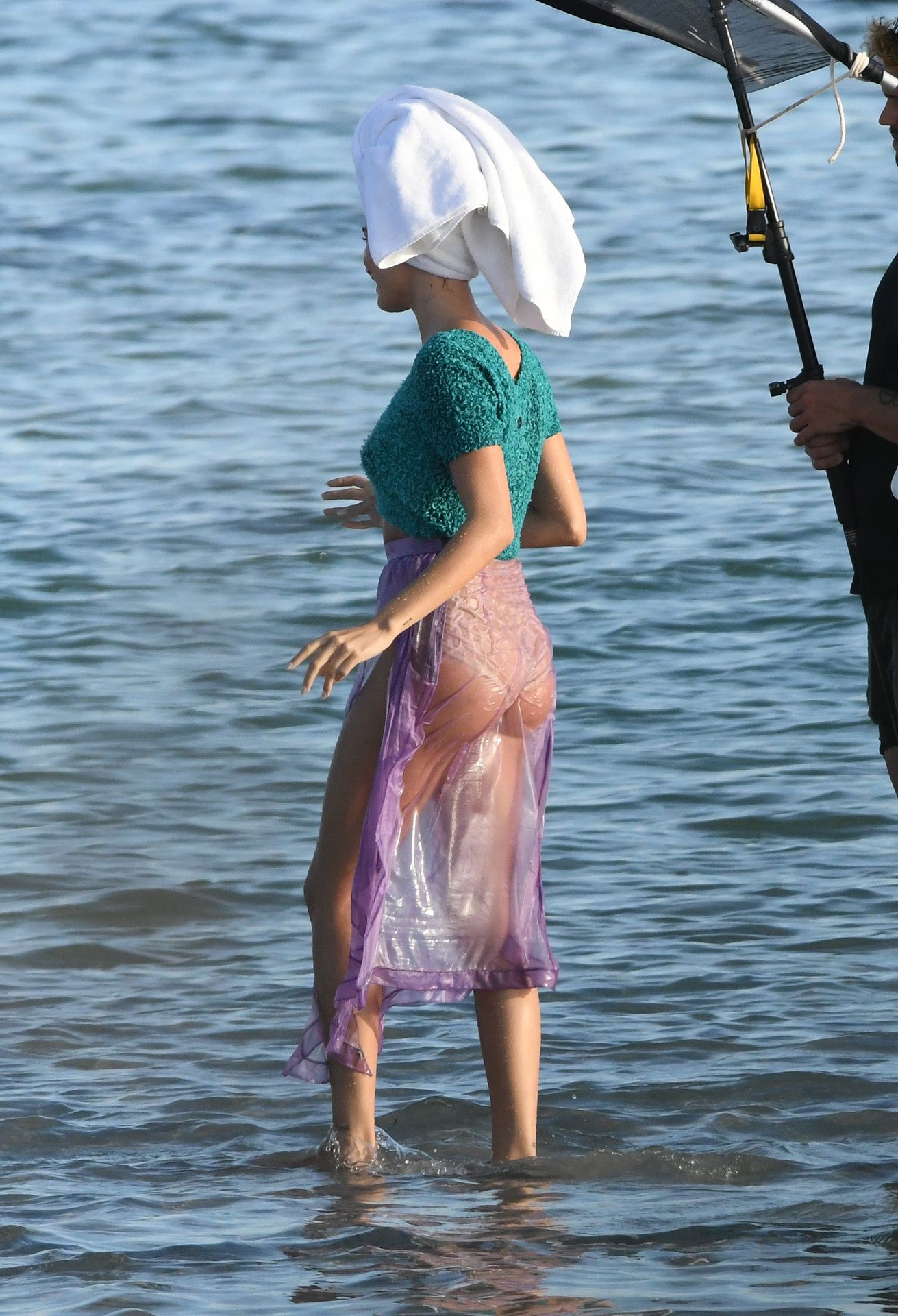 Hailey Bieber’s Butt (29 Photos) .