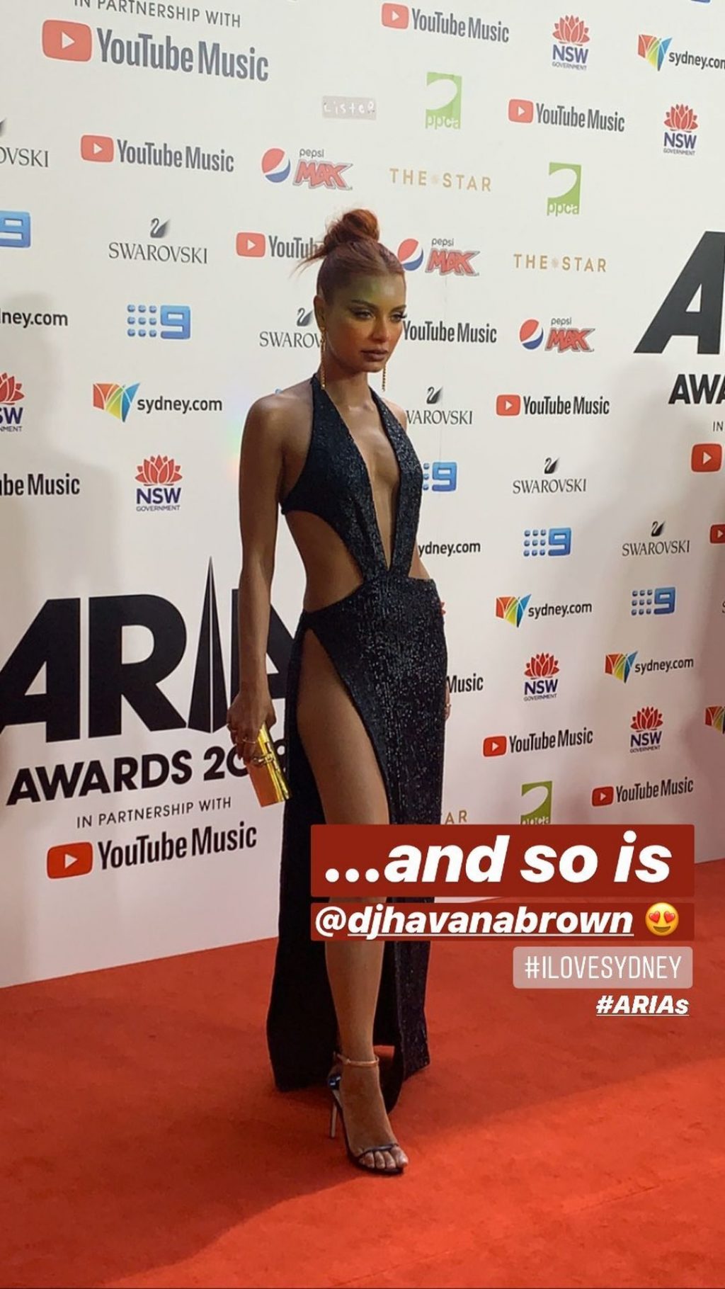 Havana Brown Sexy (20 Photos + Video)
