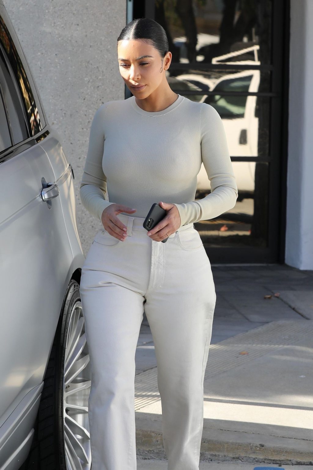 Kim Kardashian Sexy (18 Hot Photos)