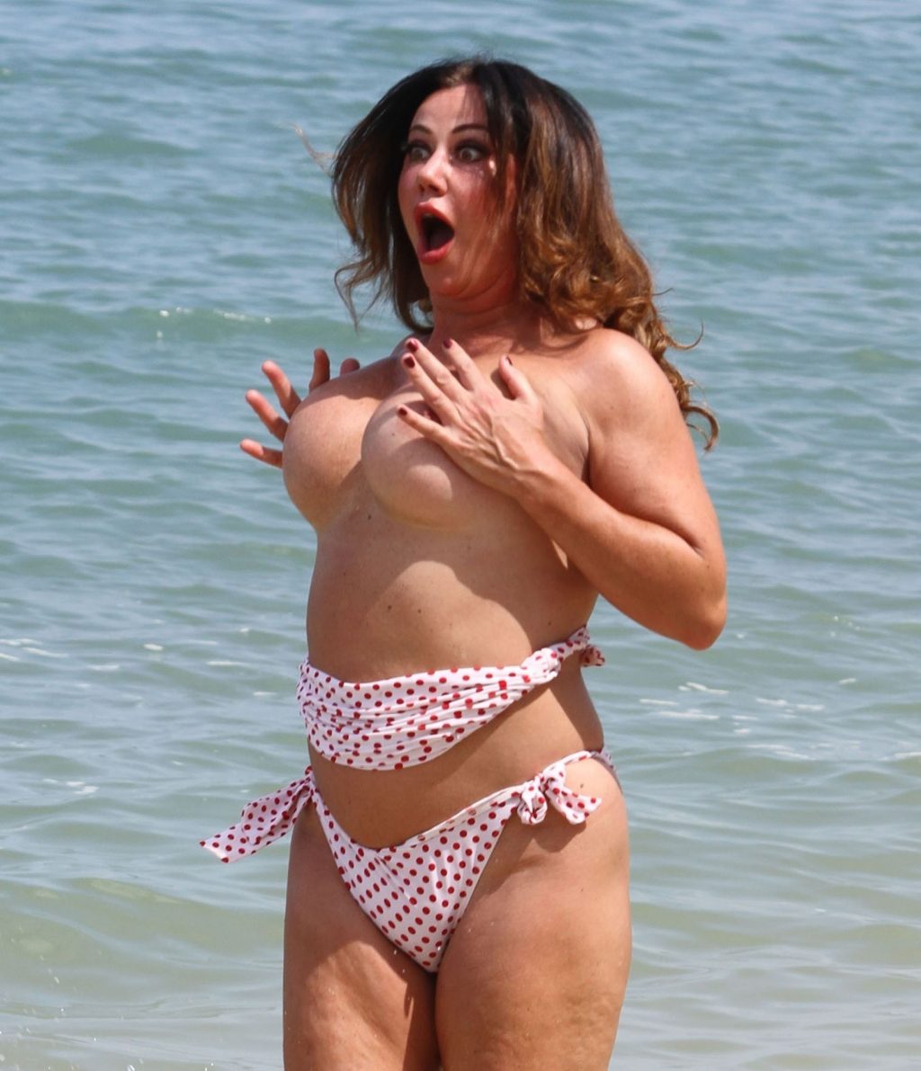 Lisa Appleton Hot &amp; Topless (42 Photos)