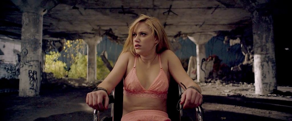 Maika Monroe Nude &amp; Sexy (158 Photos + Video)