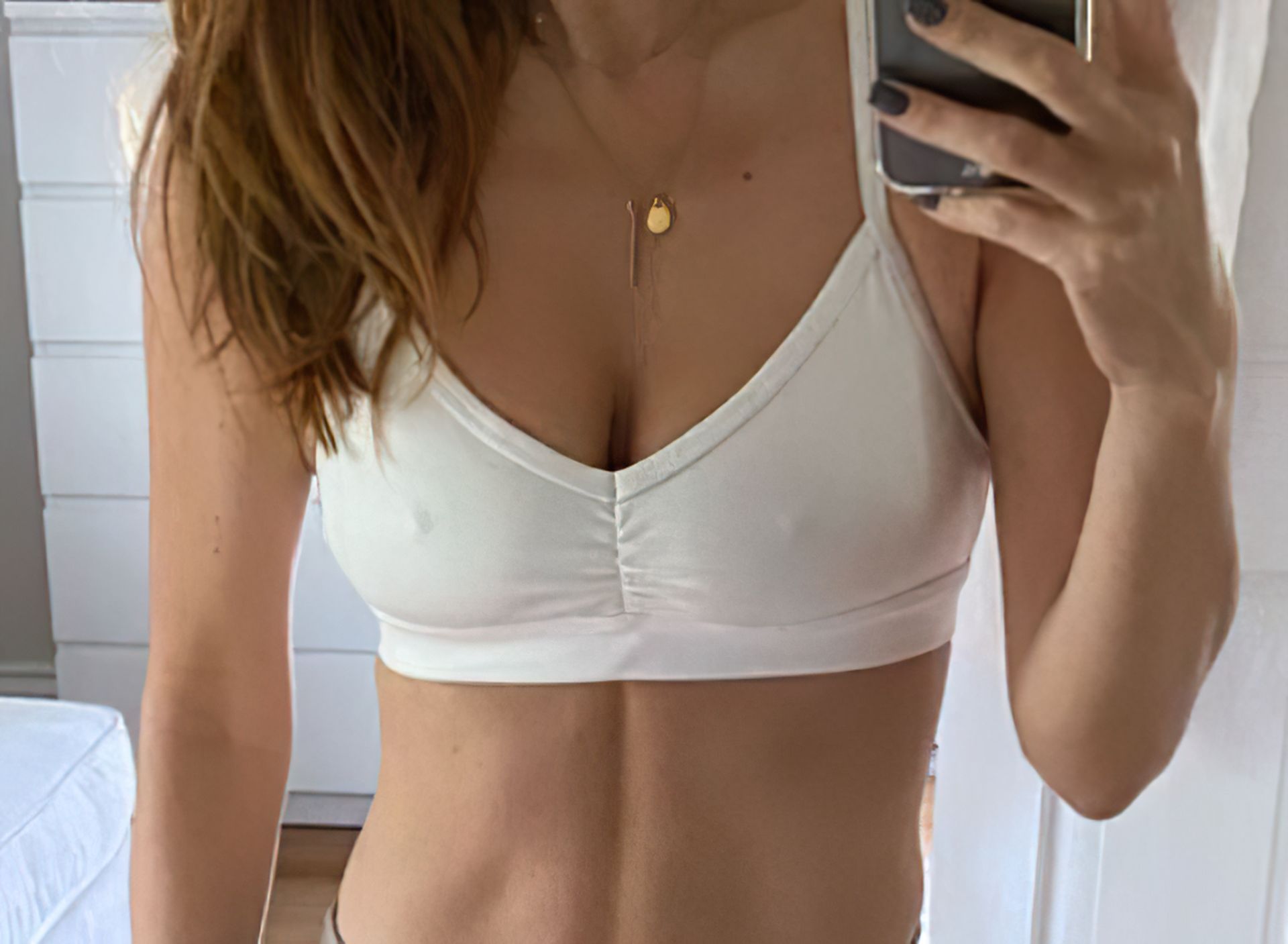 Maria Menounos added a new sexy selfie photo on Instagram, 11/15/2019. 
