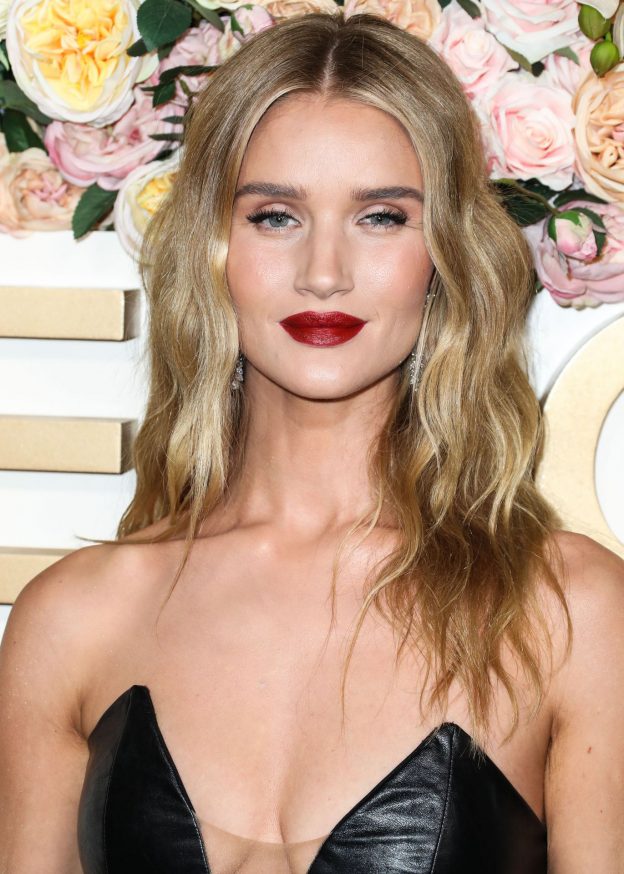 Rosie Huntington Whiteley Sexy 49 Photos Thefappening 