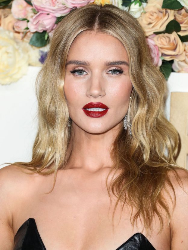 Rosie Huntington Whiteley Sexy 49 Photos Thefappening 