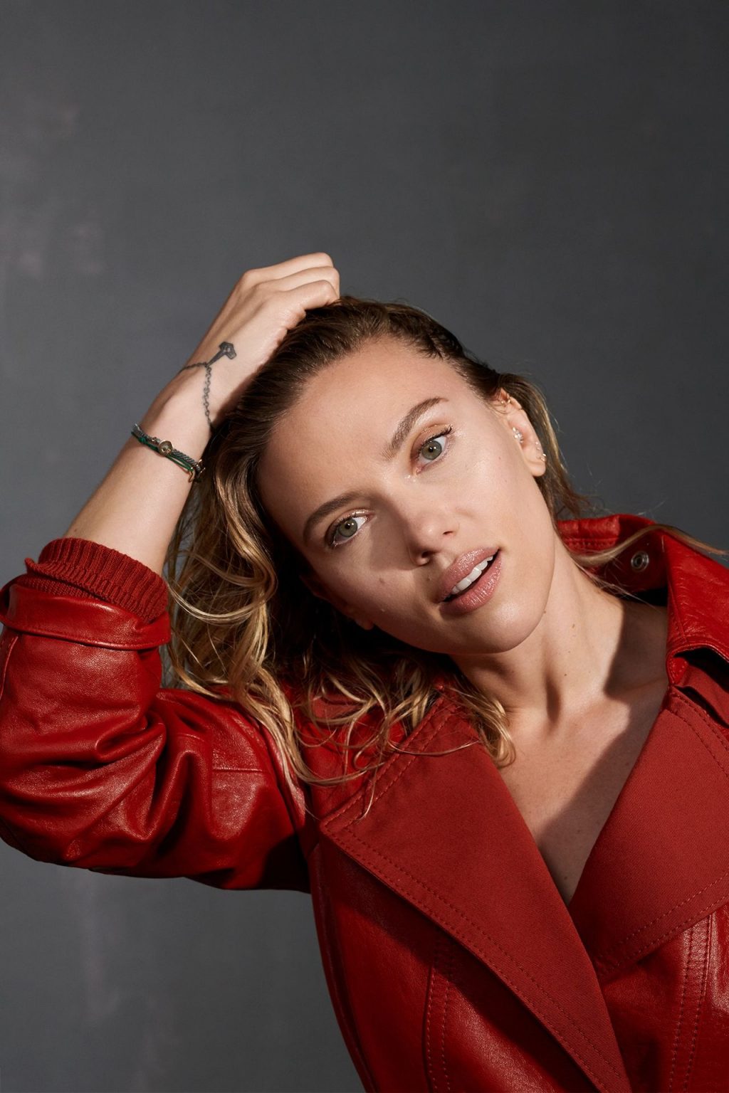 Scarlett Johansson Sexy (7 Photos)