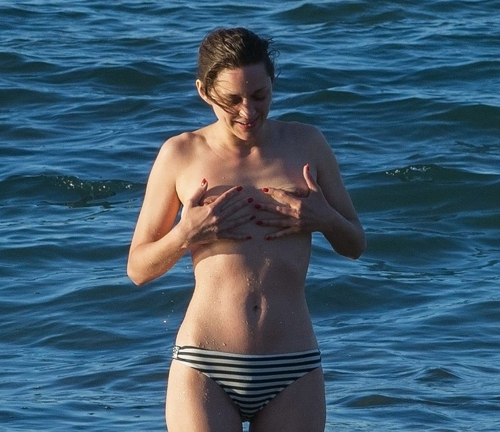 Marion Cotillard Naked Pussy and Breasts.