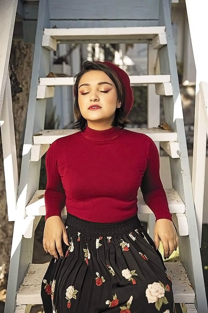 Ariela Barer Sexy (43 Photos)