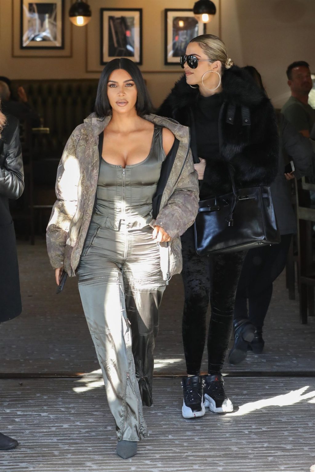 Kim Kardashian Sexy (100 New Photos)