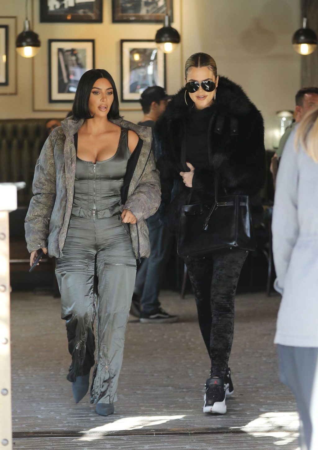 Kim Kardashian Sexy (100 New Photos)