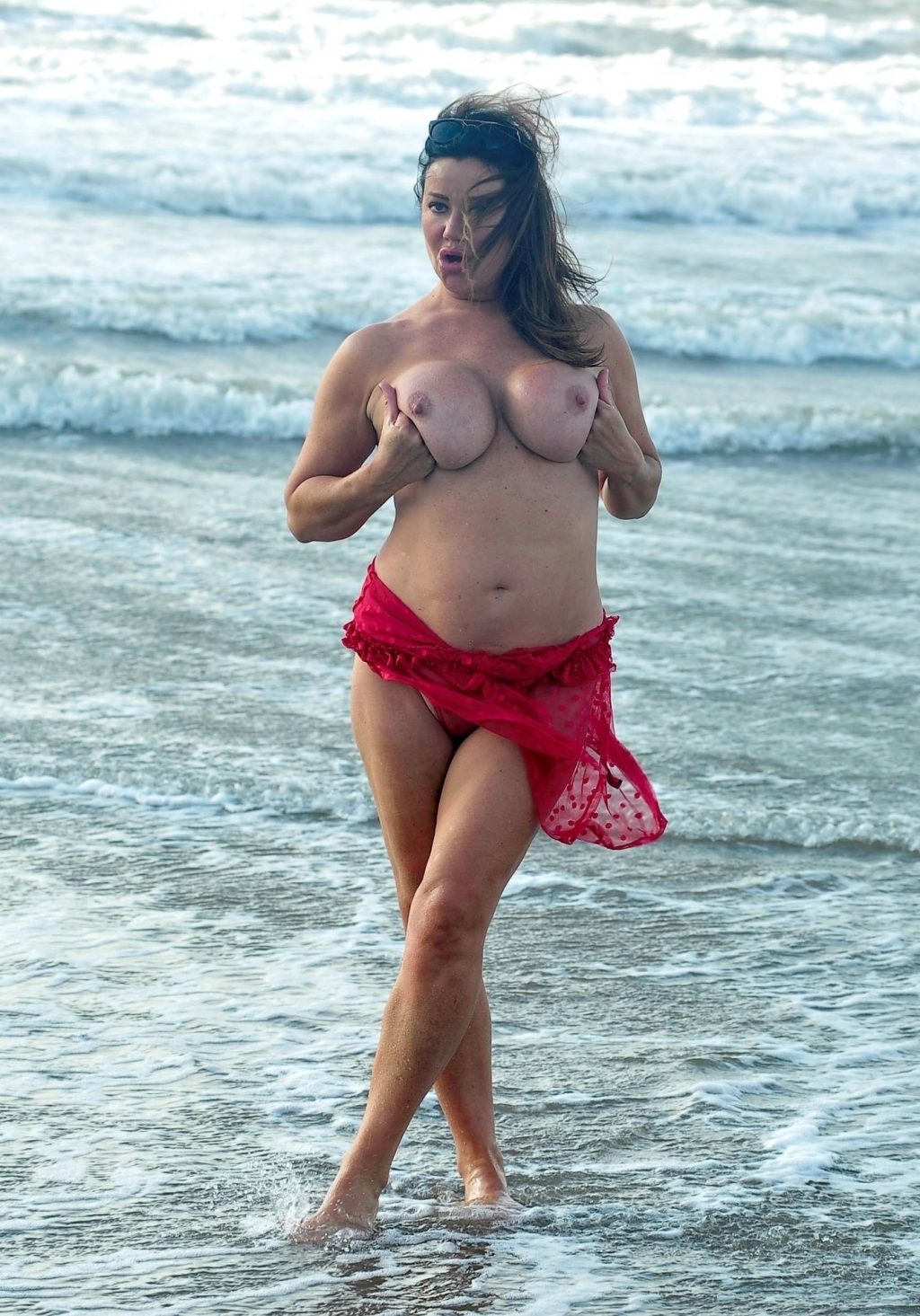 Lisa Appleton See Through &amp; Topless (11 Photos)