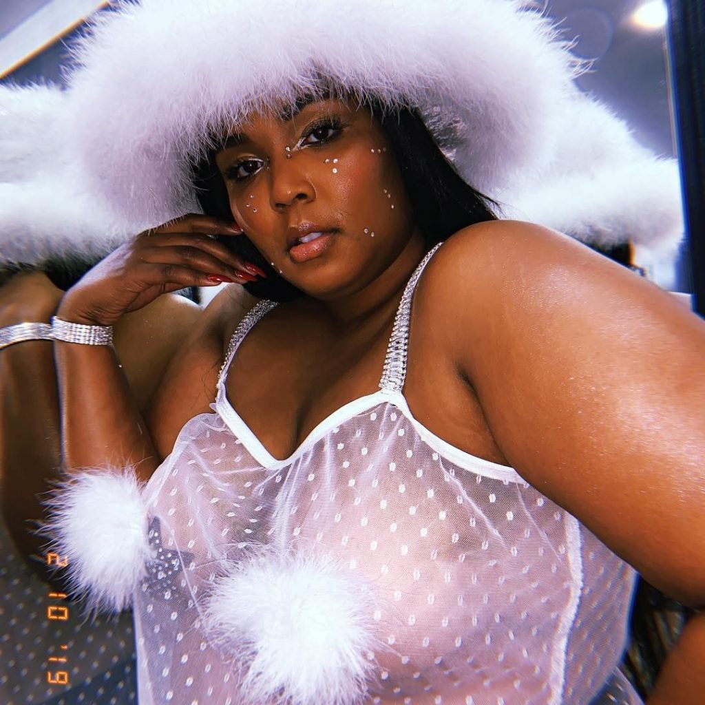 Lizzo Nude &amp; Sexy (213 Photos)