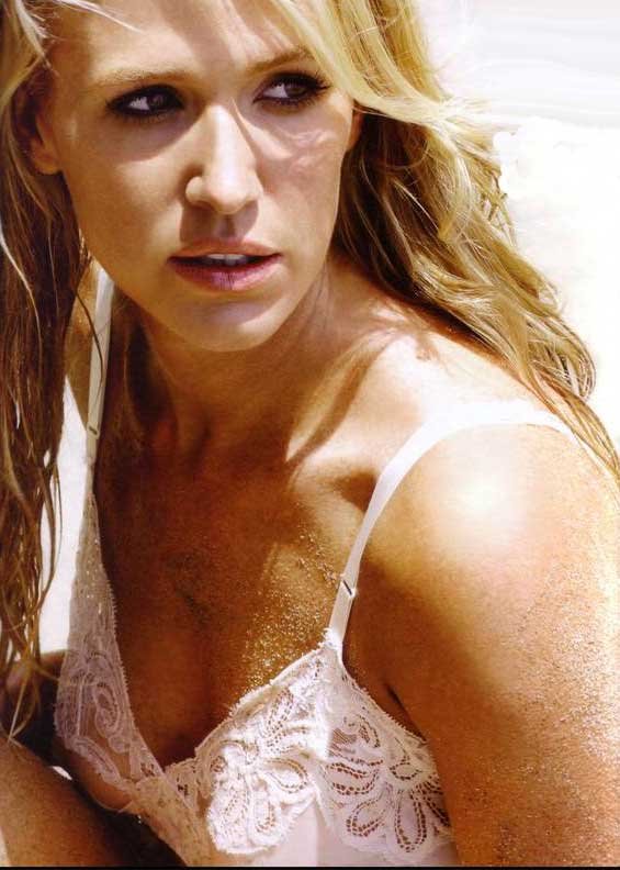 Poppy Montgomery Nude &amp; Sexy (110 Photos + Video)