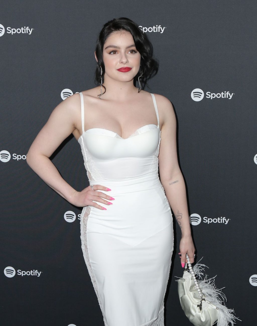 Ariel Winter Shows Her Cleavage at the Best New Artist Party (26 Photos)