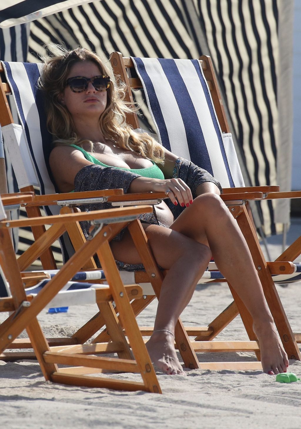 Cristina Marino Displays Her Boobs in a Green Bikini (34 Photos)