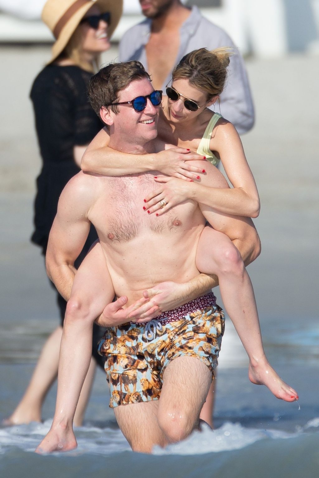Emma Roberts Cools Off by the Beach in Punta Mita (29 Photos)