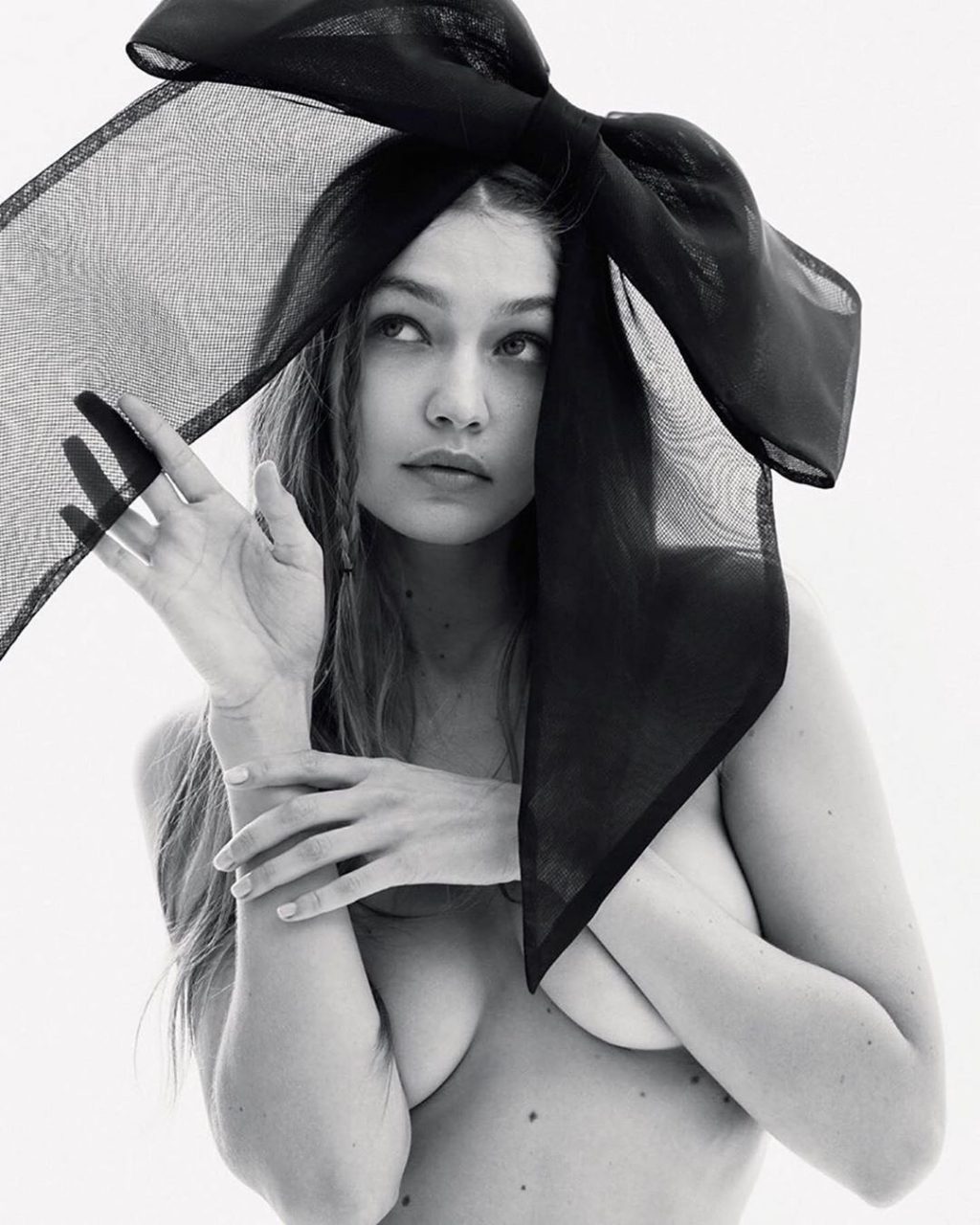 Gigi Hadid Photographed Nude for Russian Vogue (17 Photos)