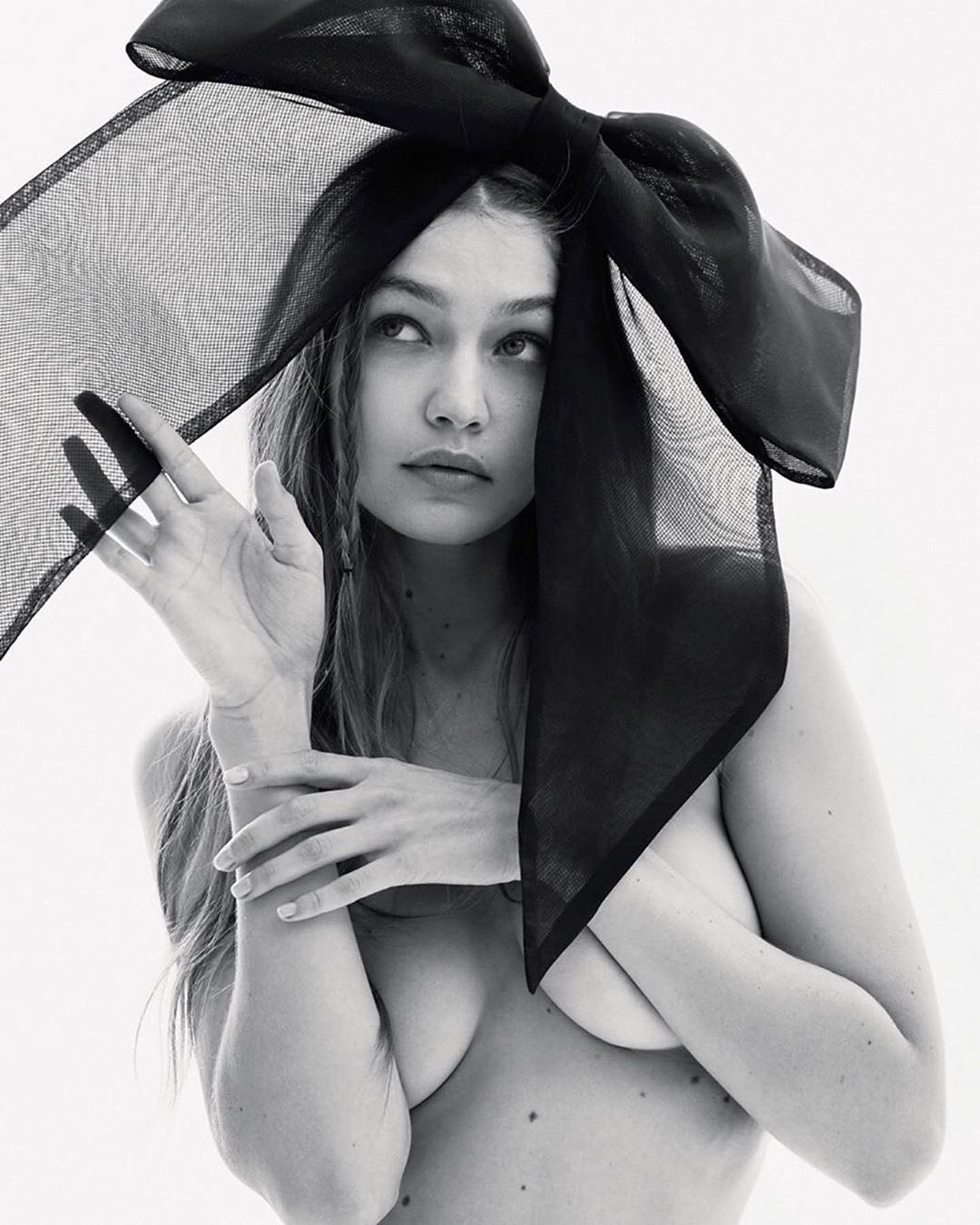 Gigi Hadid Photographed Nude for Russian Vogue (17 Photos) .