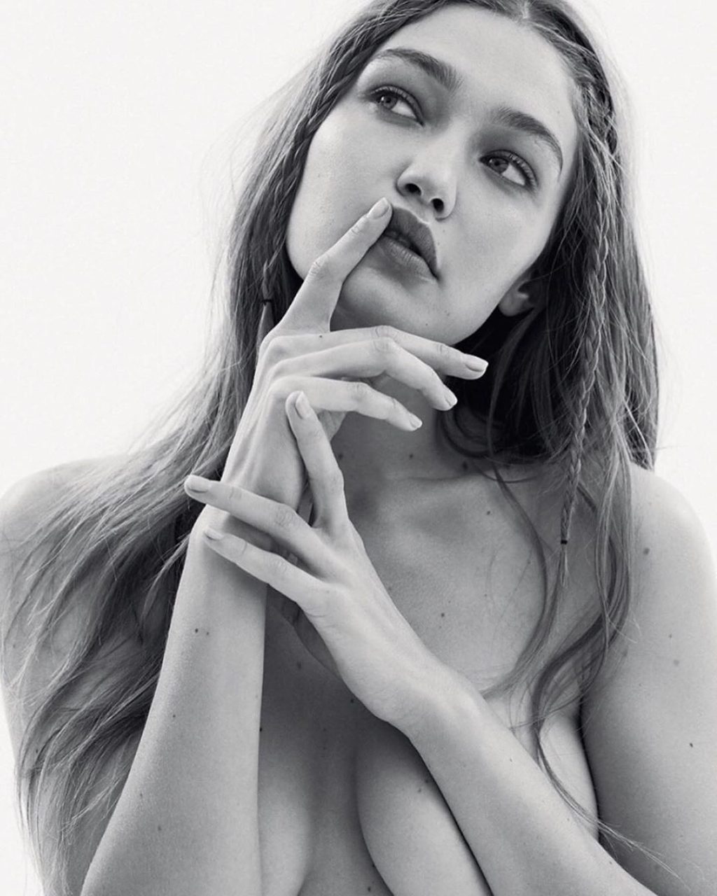 Gigi Hadid Photographed Nude for Russian Vogue (17 Photos)