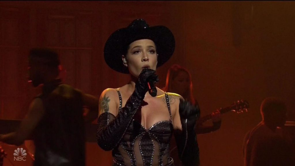 Halsey Steams Up the Screen As She Performs on Saturday Night Live (60 Pics + Video)