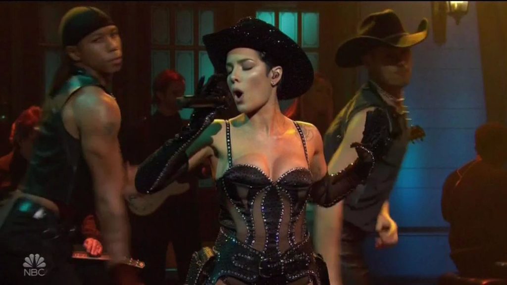 Halsey Steams Up the Screen As She Performs on Saturday Night Live (60 Pics + Video)