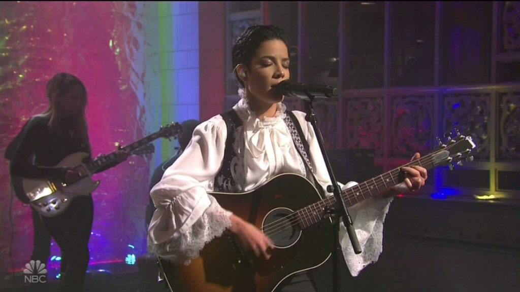 Halsey Steams Up the Screen As She Performs on Saturday Night Live (60 Pics + Video)