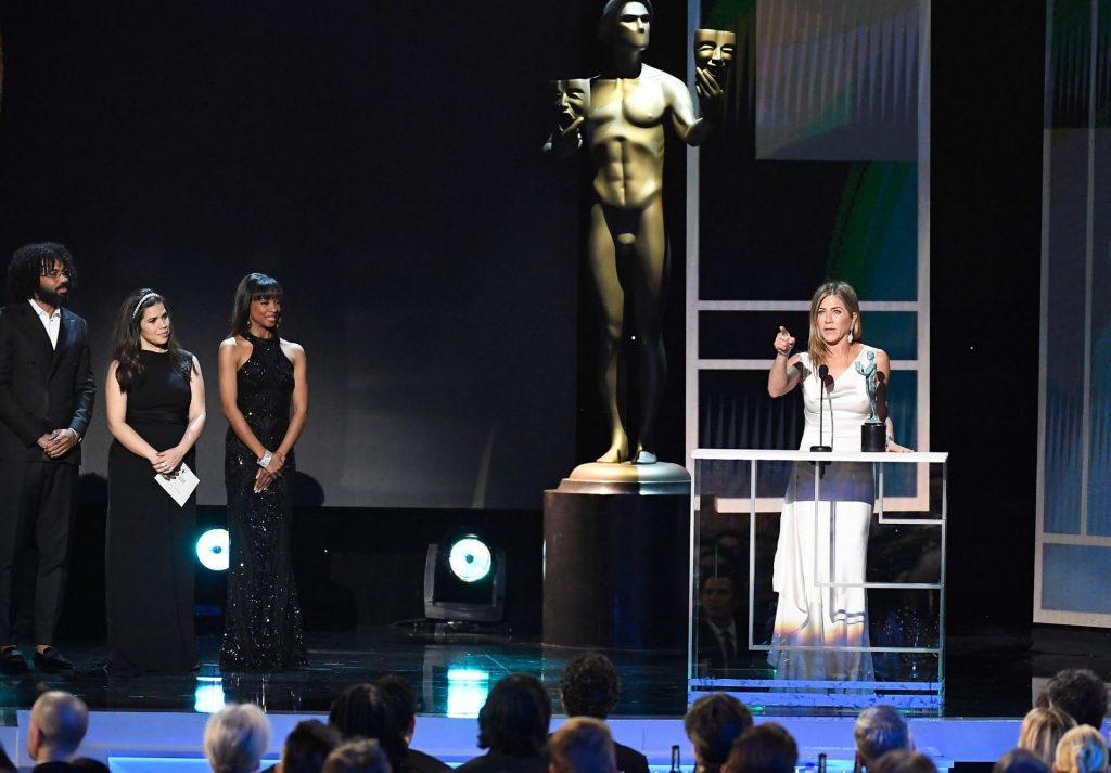 Jennifer Aniston’s Pokies at the SAG Awards (136 Photos + Video)