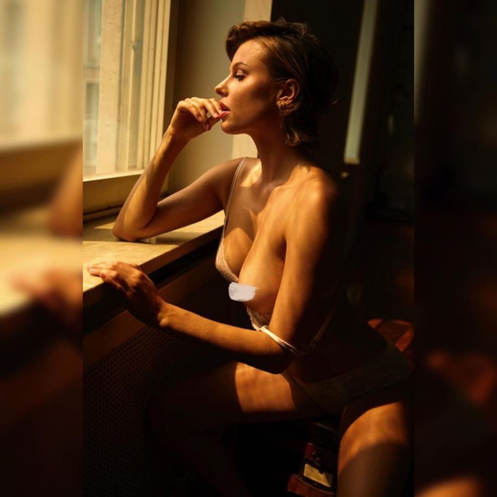 Olga de Mar Nude (13 Photos)