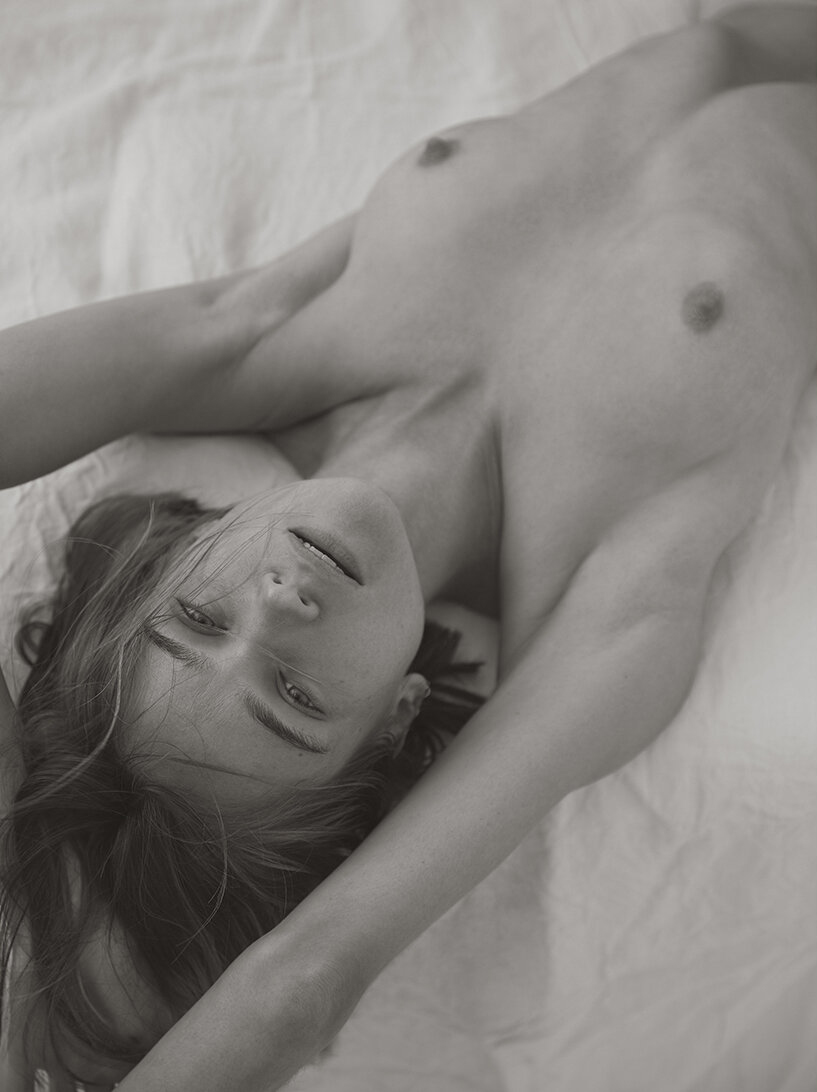 Rosie Tupper Nude (7 Photos) .