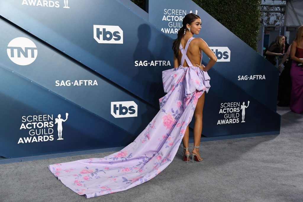 Sarah Hyland Stuns at the Screen Actors Guild Awards (67 Photos + Video)