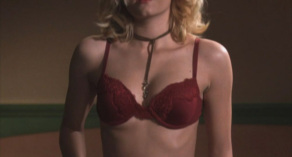 Elisha Cuthbert Nude &amp; Sexy (240 Photos + GIFs &amp; Videos)