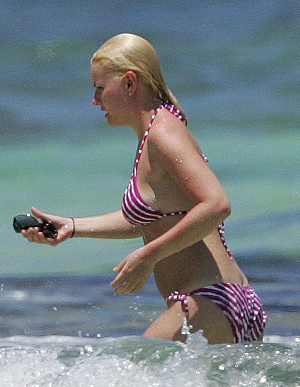 Elisha Cuthbert The Fappening