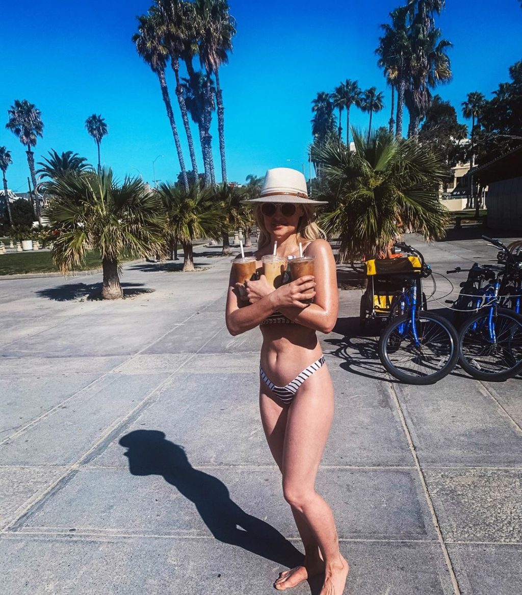 Genevieve Morton Looks Hot in a Striped Bikini (3 Photos)