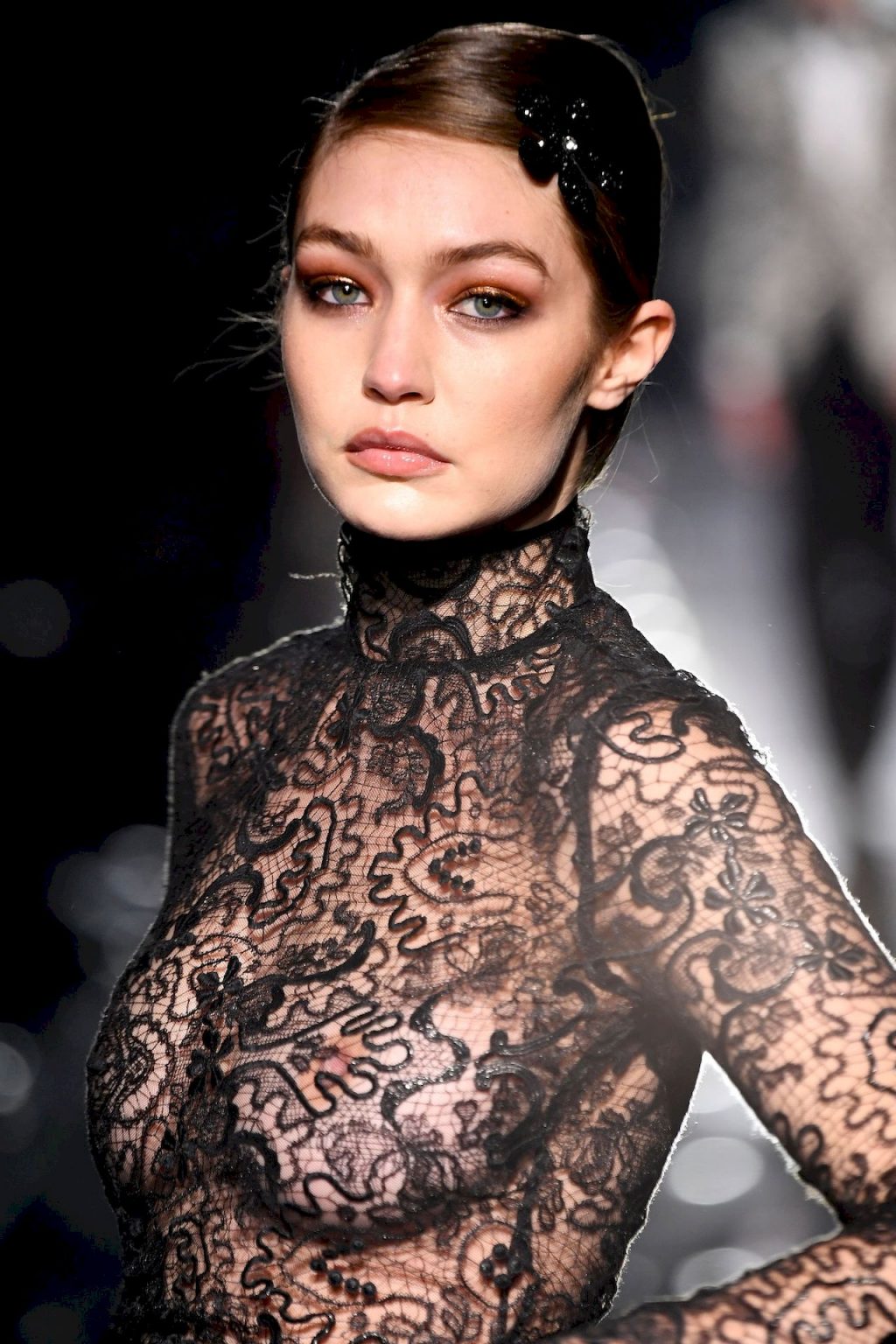 Gigi Hadid Flaunts Her Nude Tits at the Fashion Show (22 Photos + Video)