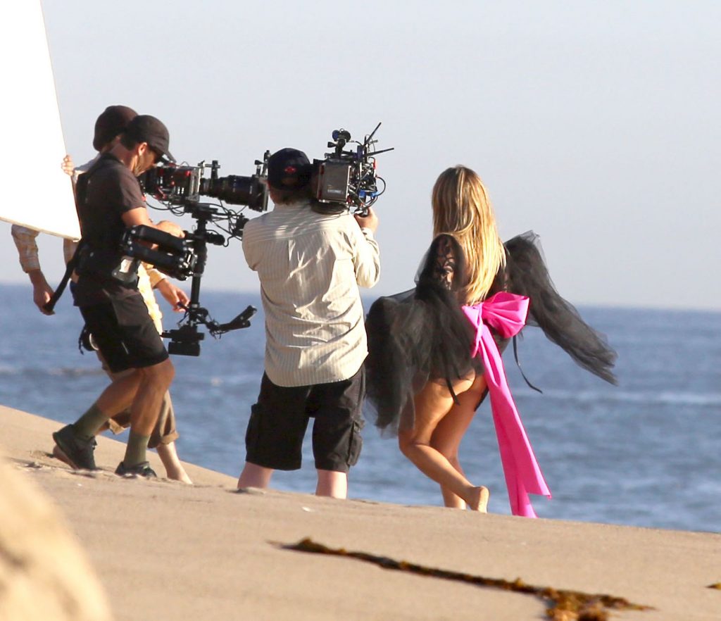 Heidi Klum Poses in a Thong Bikini (141 Photos)