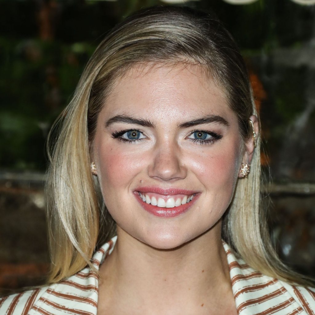 Kate Upton Attends Canada Goose And Vogue Cocktails &amp; Conversations (104 Photos)