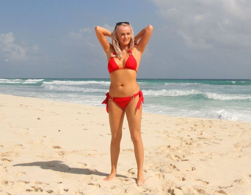 Former Coronation Street Star Katie McGlynn Shows Off Her Sexy Figure in Mexico (30 Photos)