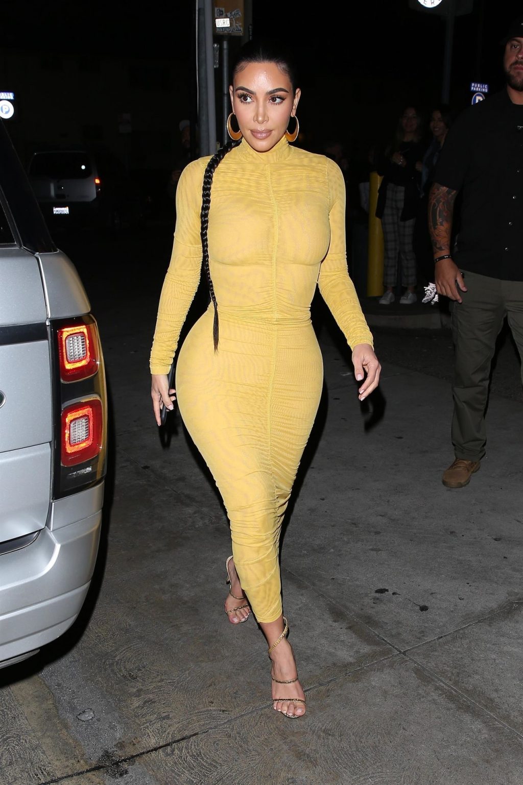 Kim Kardashian Departs After a Family Dinner at Carousel (39 Photos)