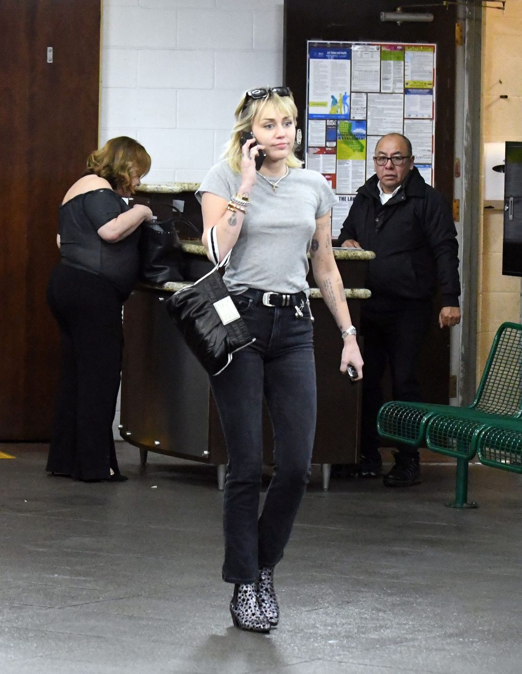 Miley Cyrus Steps Out Solo in Los Angeles After Finalizing Her Divorce (28 Photos)